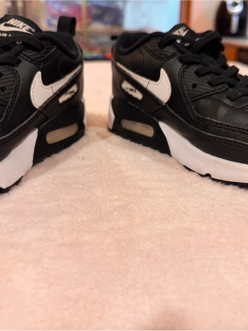 Nike Kids Black and White Air Max Style Sneaker - Picture 4 of 6